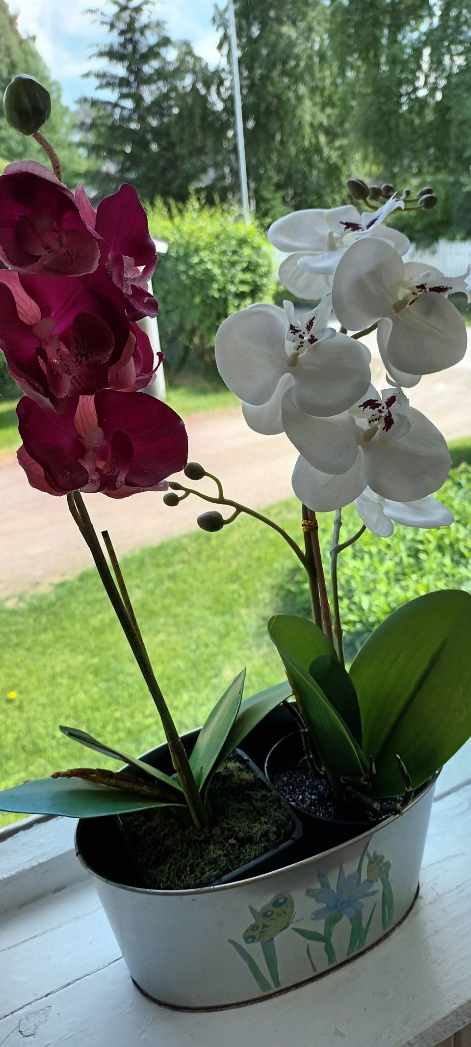 tekokukat 2 kpl: Orkideat/lila ja valkoinen/ n. 43 cm