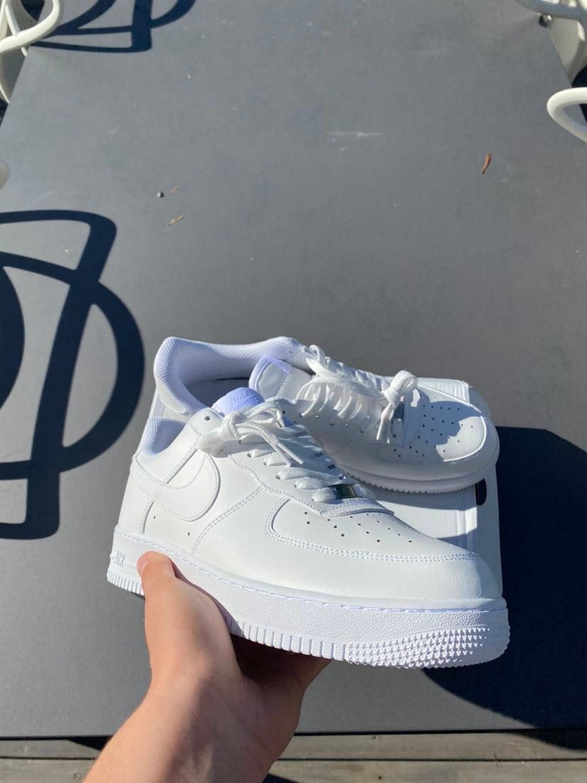 Air force 1 triple white