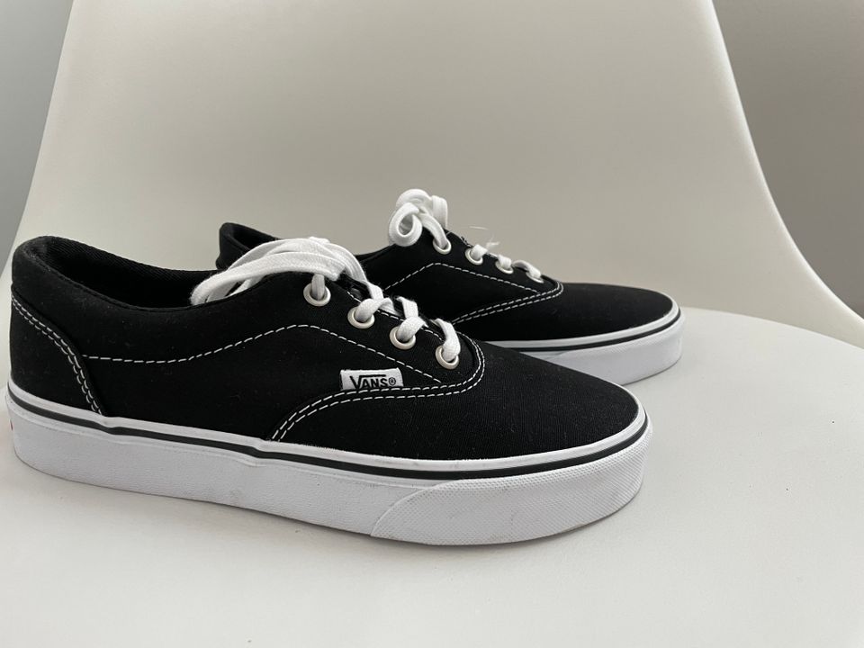 Vans tennarit koko 36