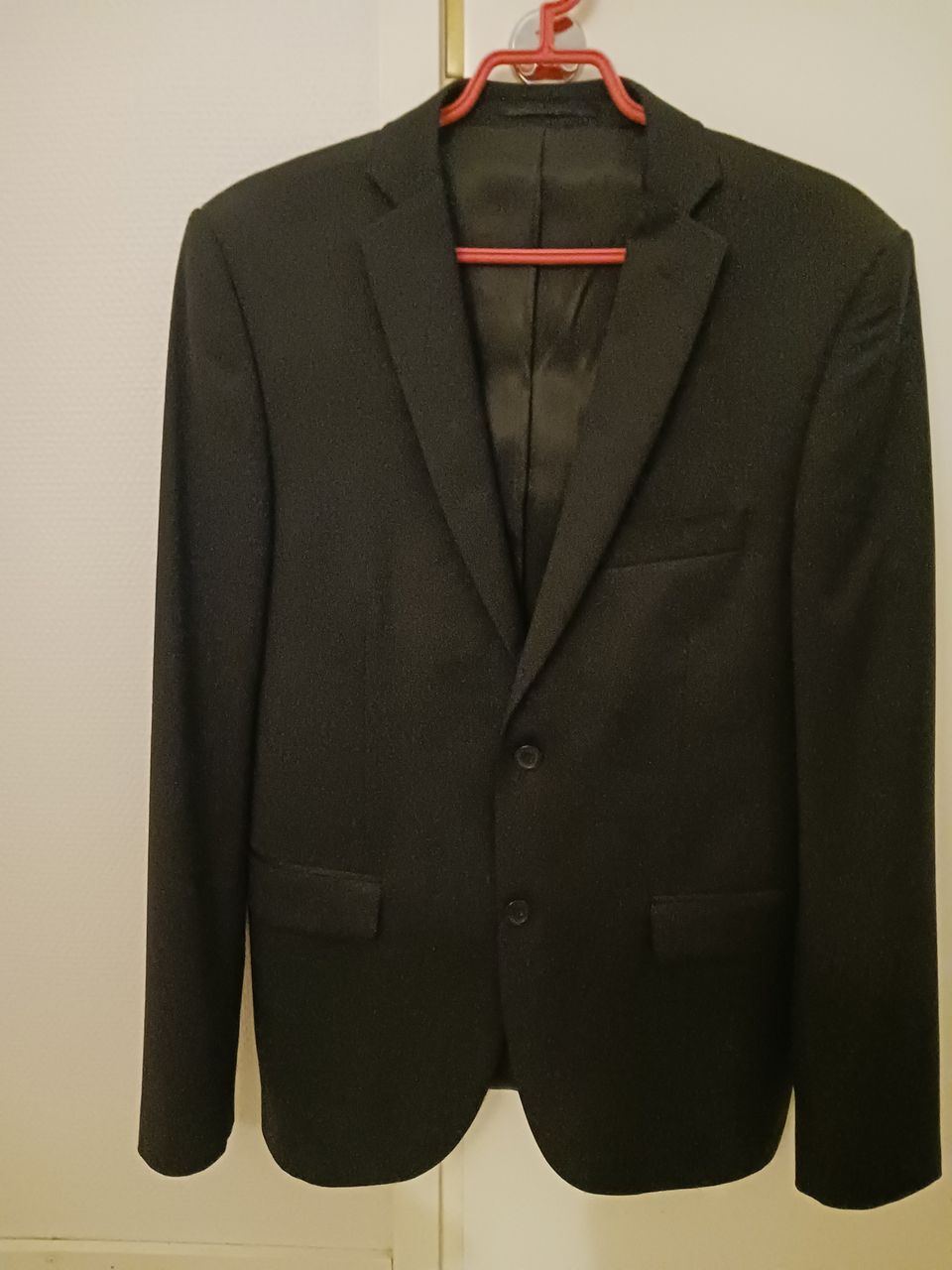 48R dressmanin puvun takki musta