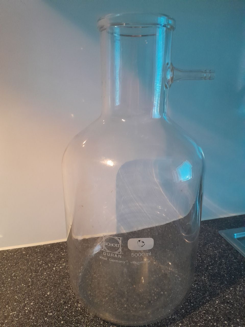 Filtering flask