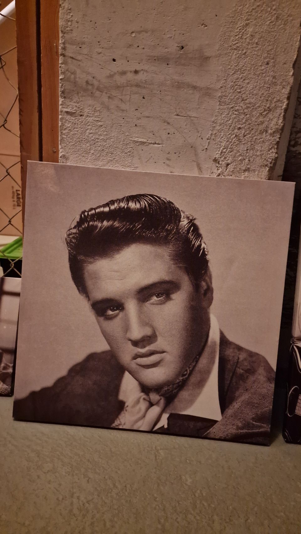 Elvis aiheiset canvas taulut 3 kpl