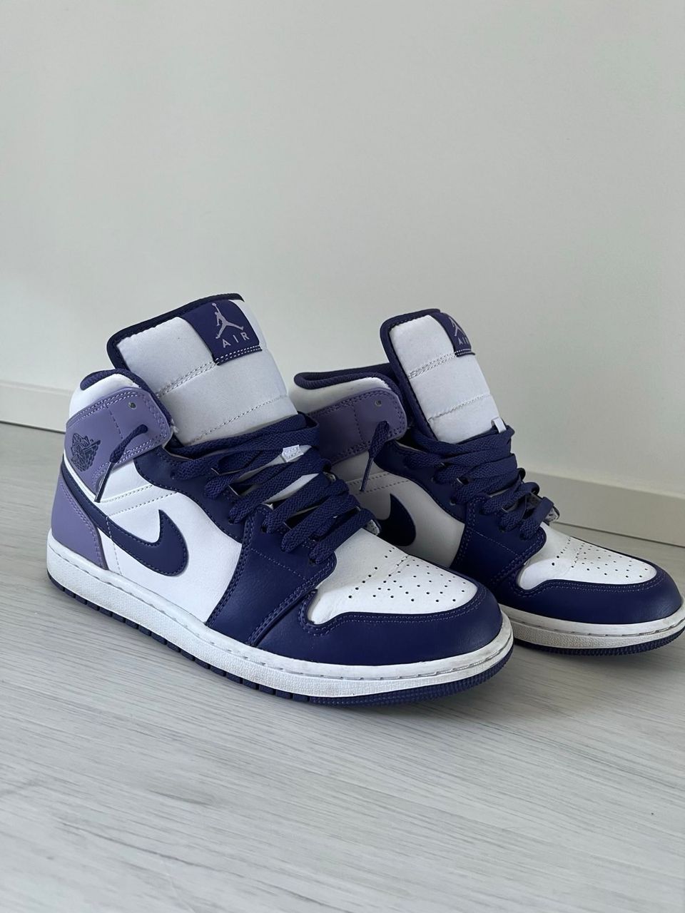 Air Jordan 1 Mid Sky J Purple