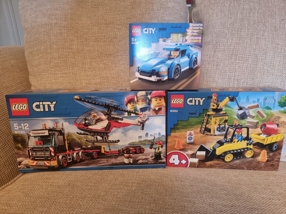 Lego City, avaamattomia paketteja