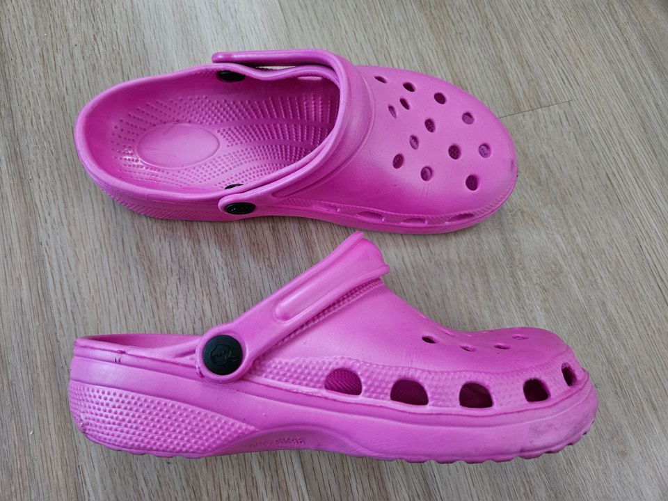 Pinkit "Crocs" tyyppiset, 38 koko