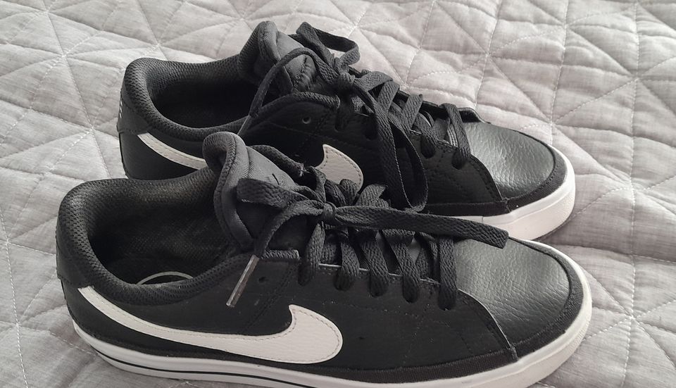 Nike Court Legacy Black / White