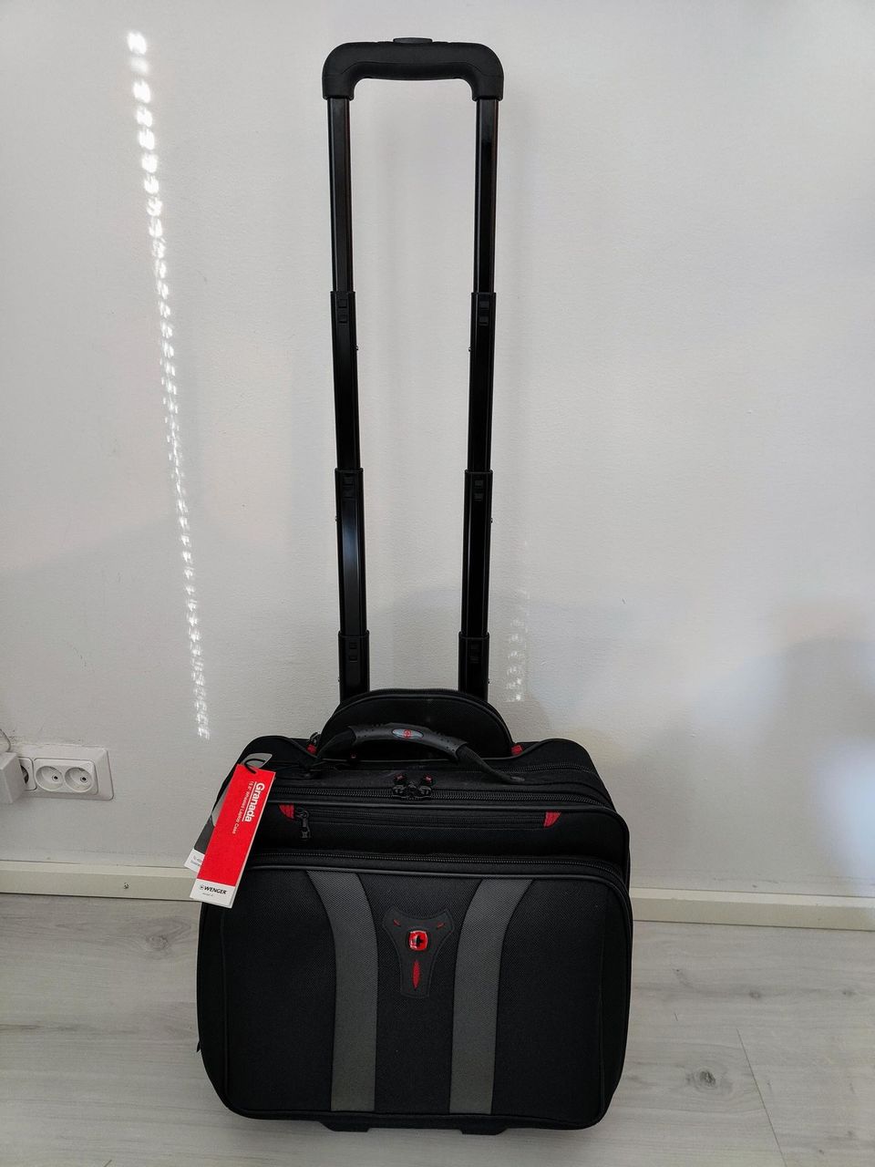 Wenger Granada matkalaukku käyttämätön
