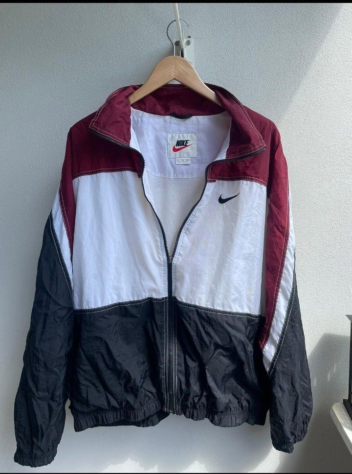 Vintage Nike Takki - L