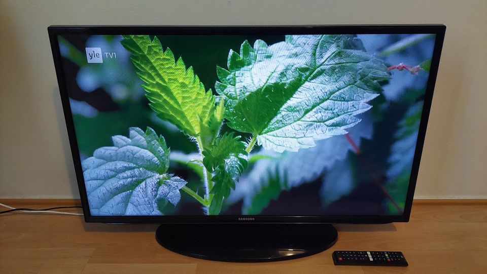 Samsung TV LCD Full HD 1080p 102 cm