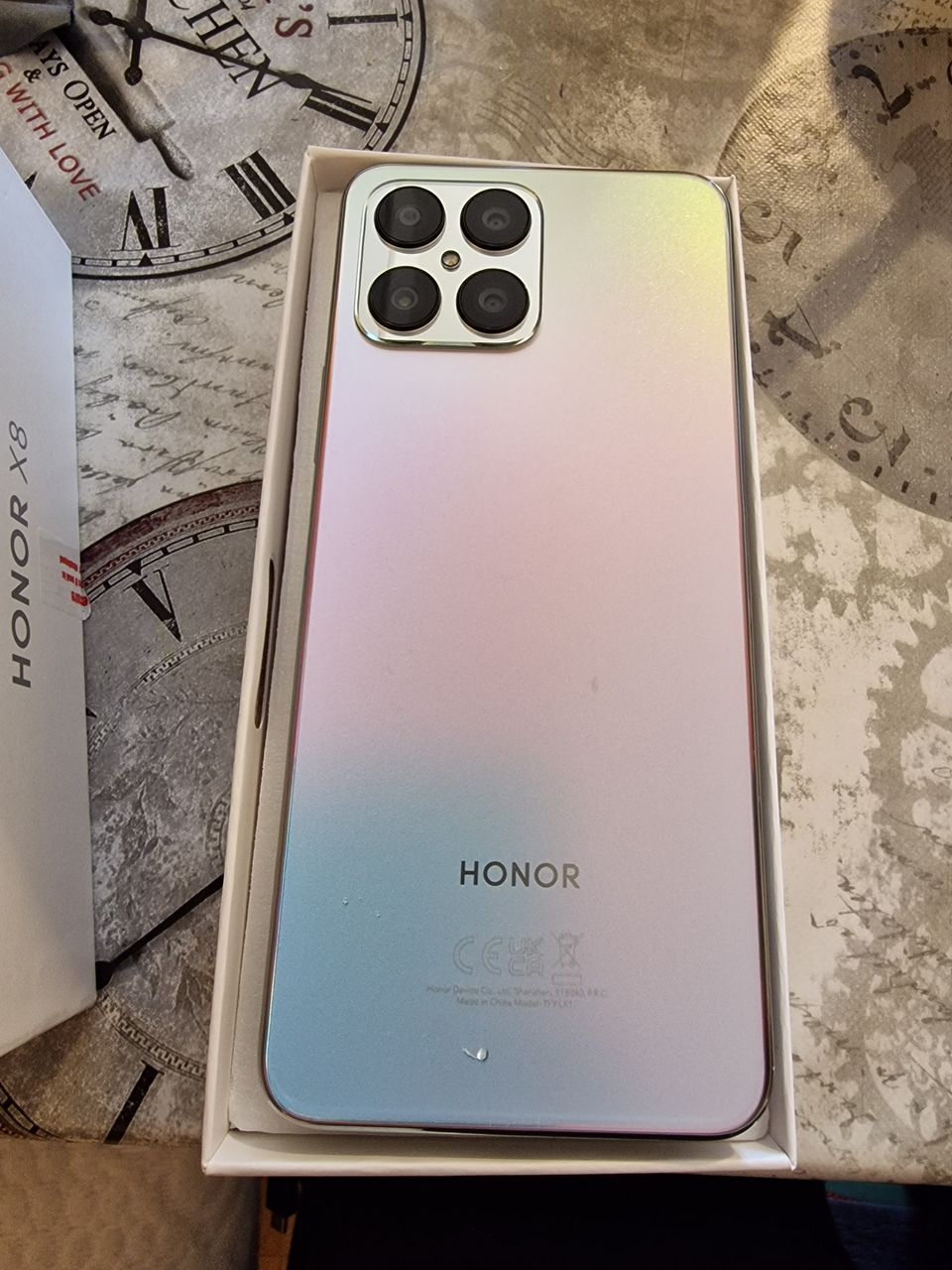 Honor X8 128/6 6,7" neloiskameralla älypuhelin