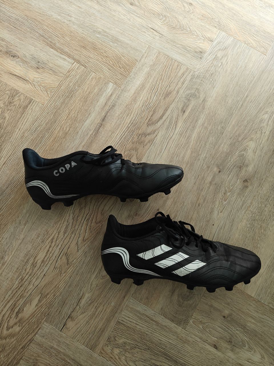 Adidas Copa jalkapallo kengät