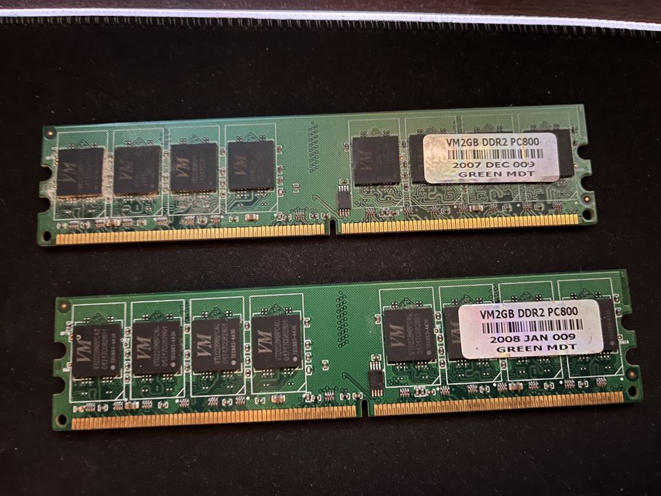 2 x WMGB DDR2 PC800