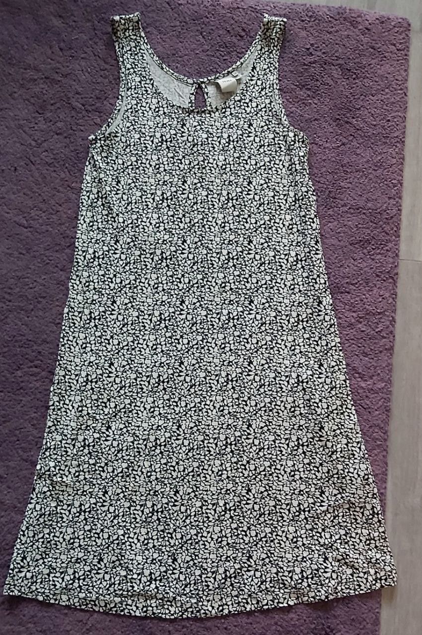 Mustavalkoinen kukkakuvioinen mekko XS