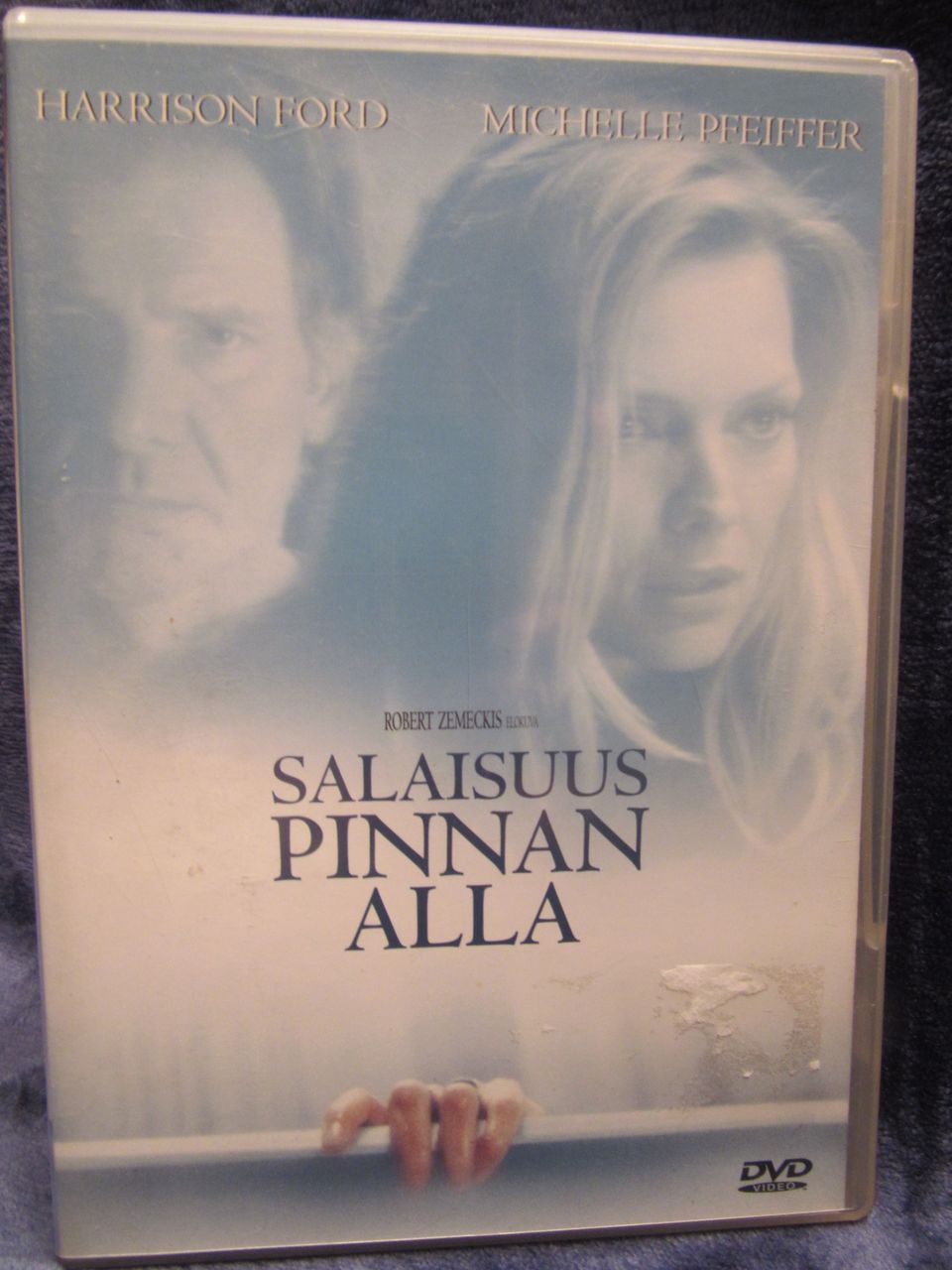 Salaisuus pinnan alla dvd