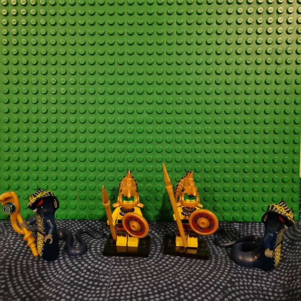 Lego keräilysarjojen minifiguureja, hinnat alkaen