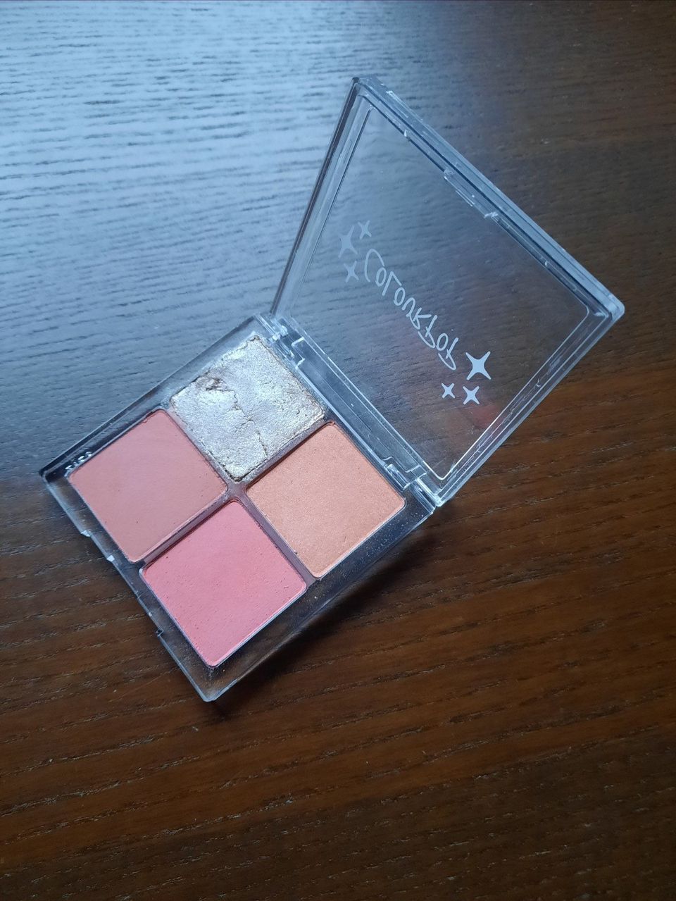 Blush highlighter paletti. Meikit meikki