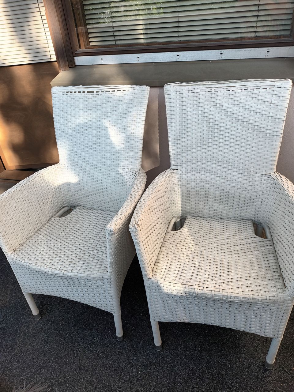 Polyrottinki tuolit