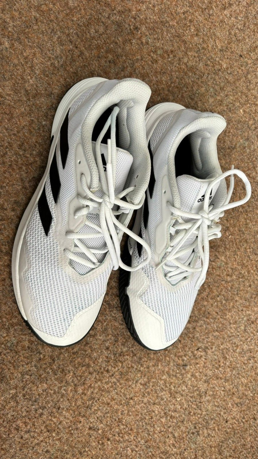 Adidas Courtjam Control -tennis-/padel-kengät, koko 42