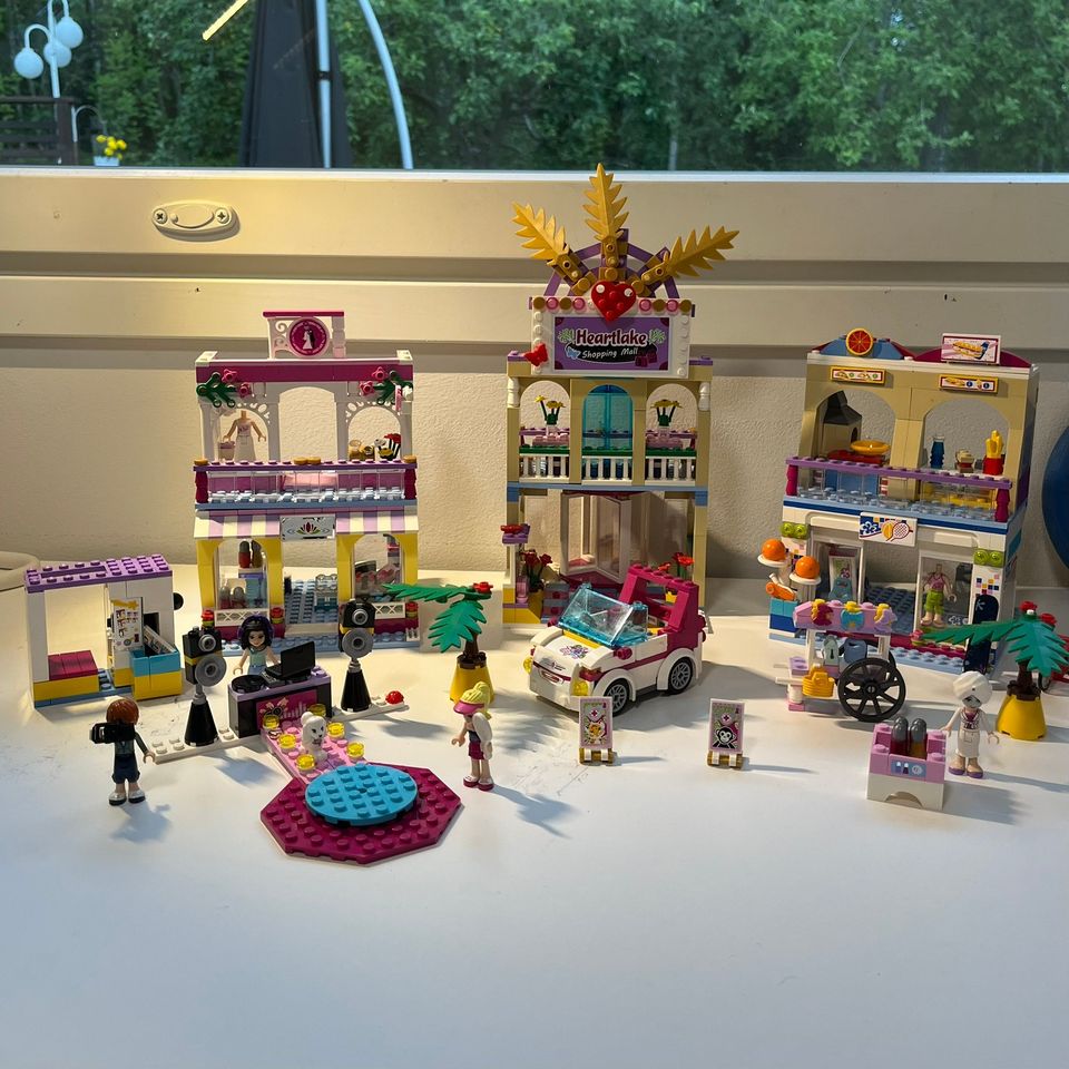 Lego Friends Heartlaken Ostoskeskus