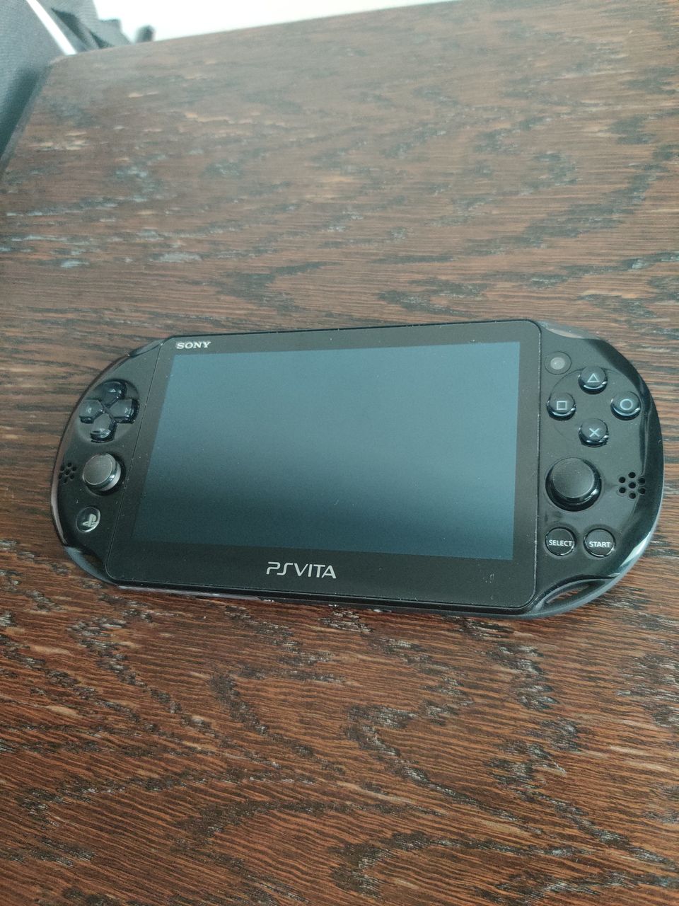 PS vita 2000