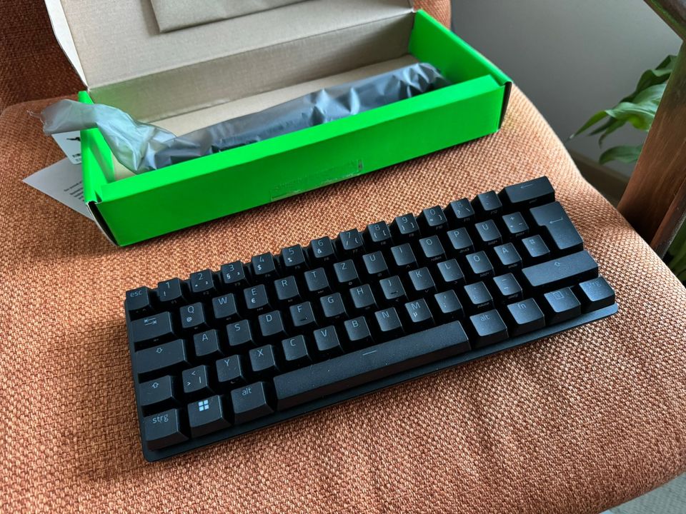 Razer Huntsman Mini keyboard (new)