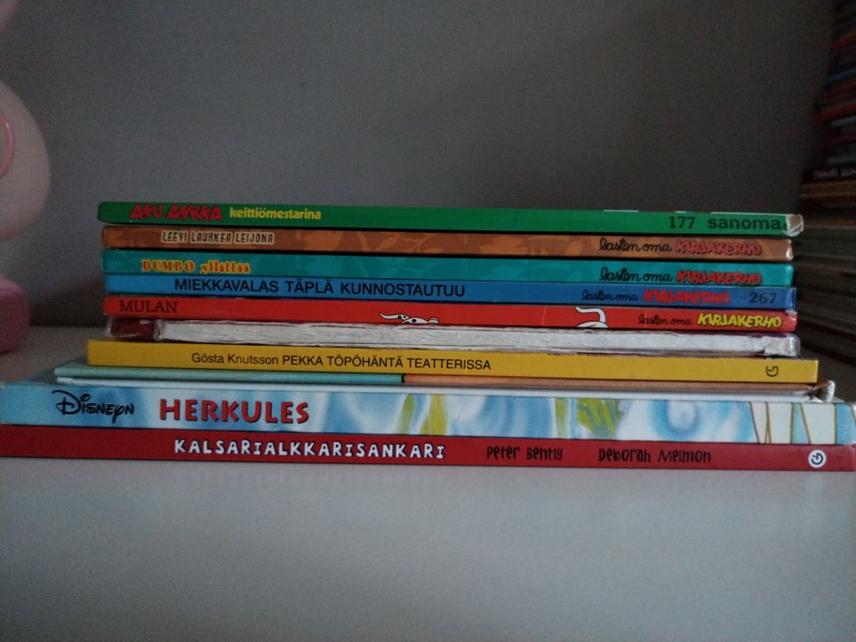 Lasten kirjoja (10kpl)