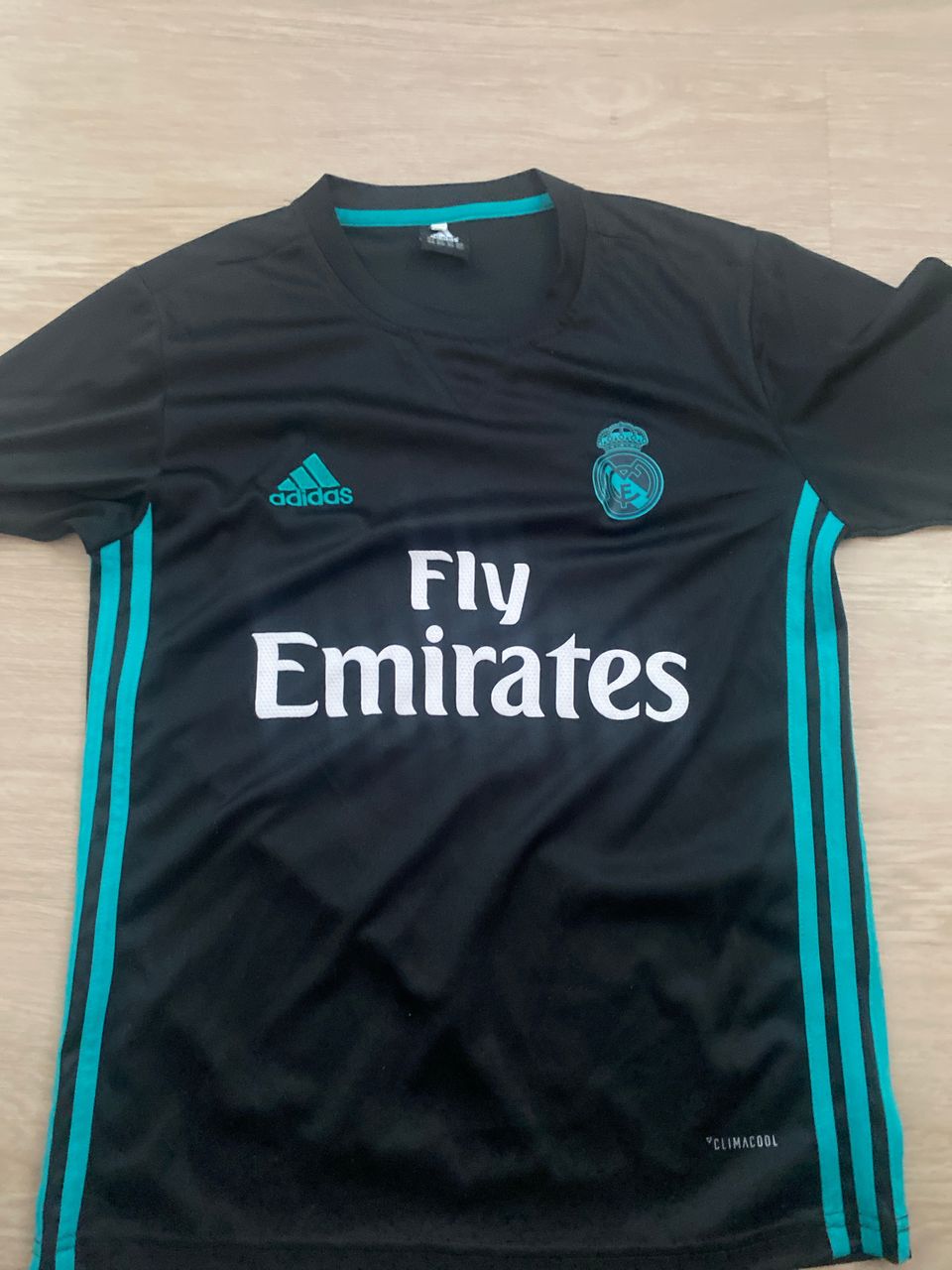 Real Madrid Isco t-paita ja shortsit