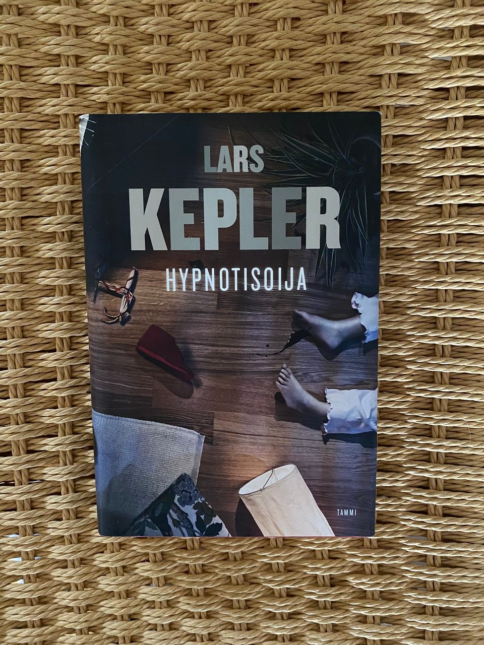 Lars Kepler Hypnotisoija kirja
