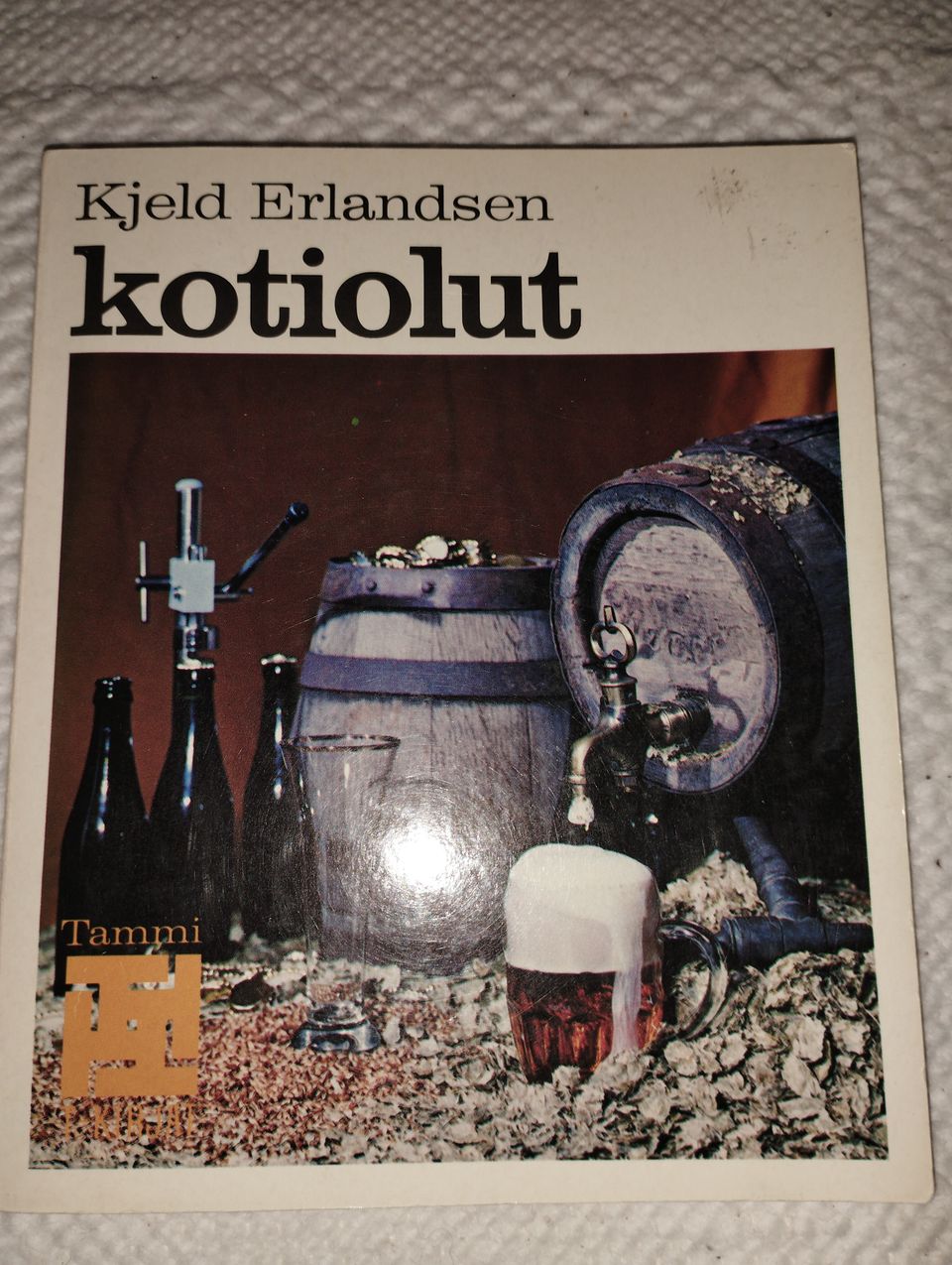 Olut kirjanen.