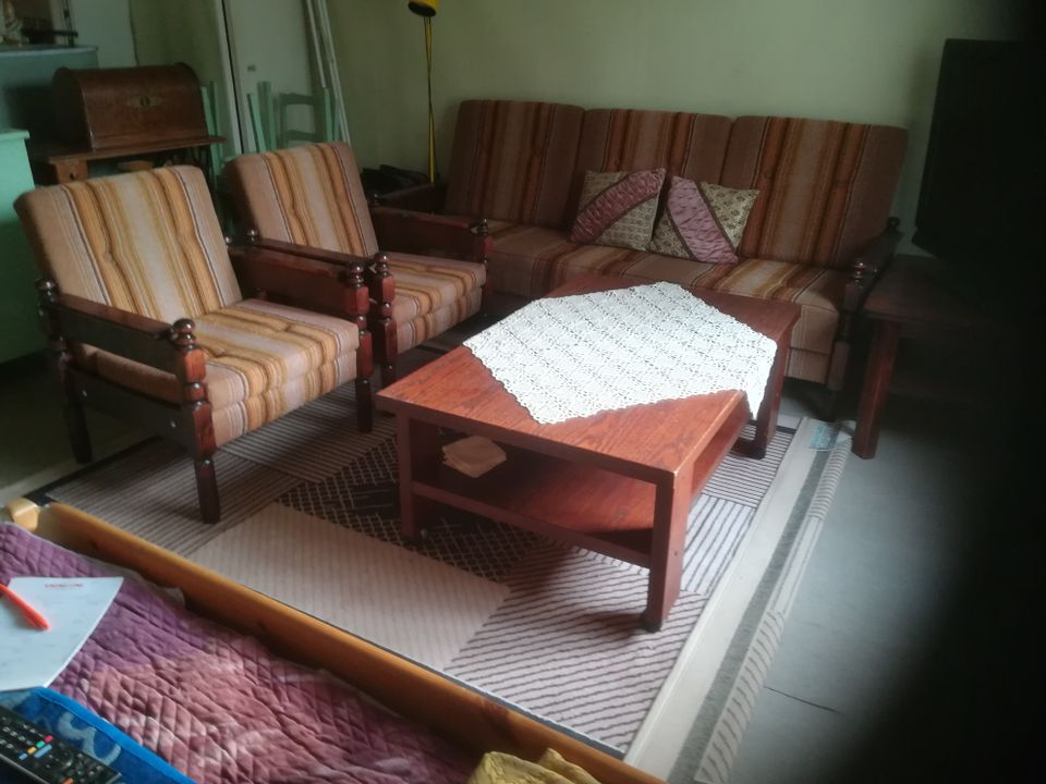 Sohva ja 2 nojatuolia