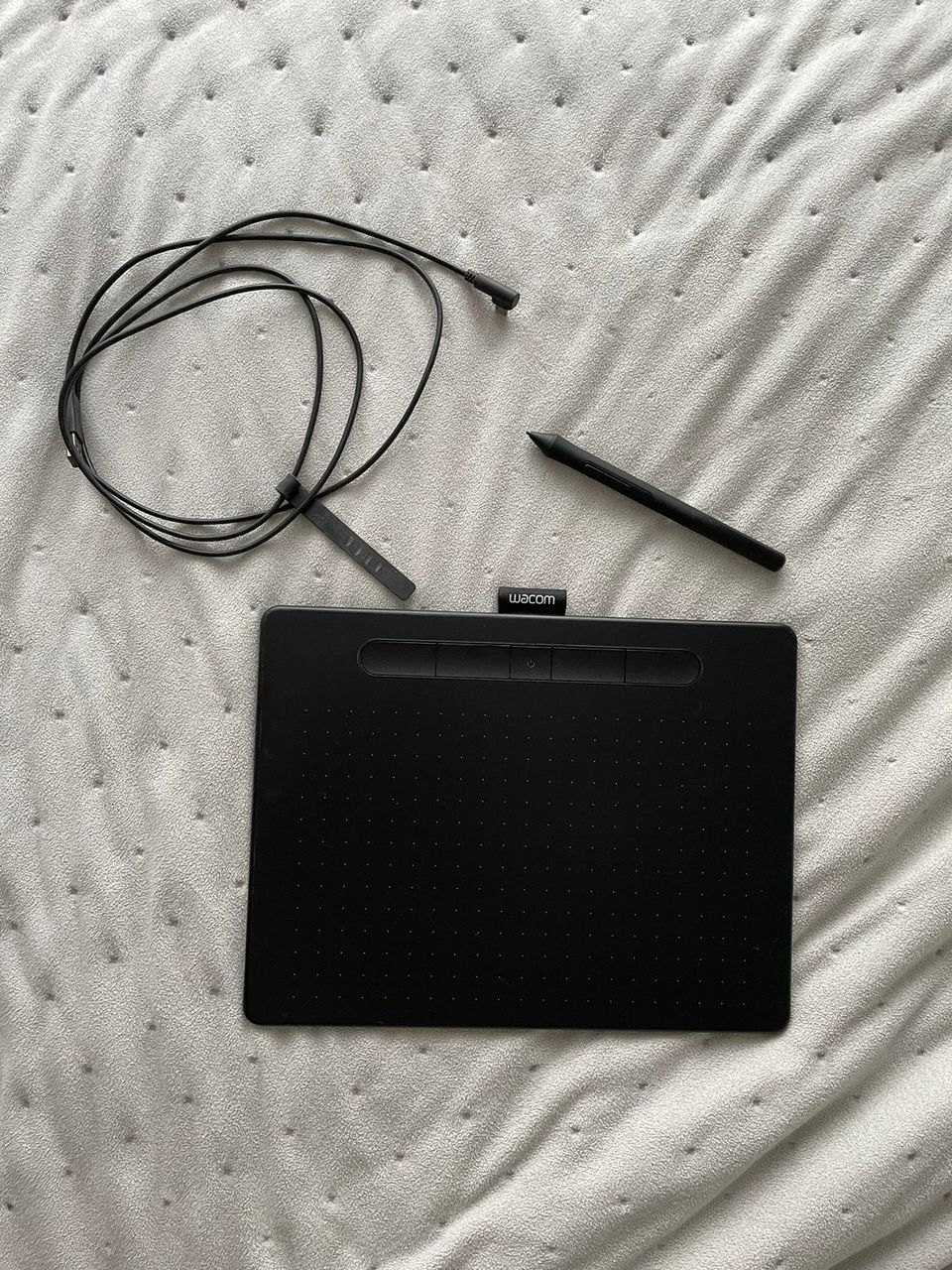 Wacom Intuos M Bluetooth