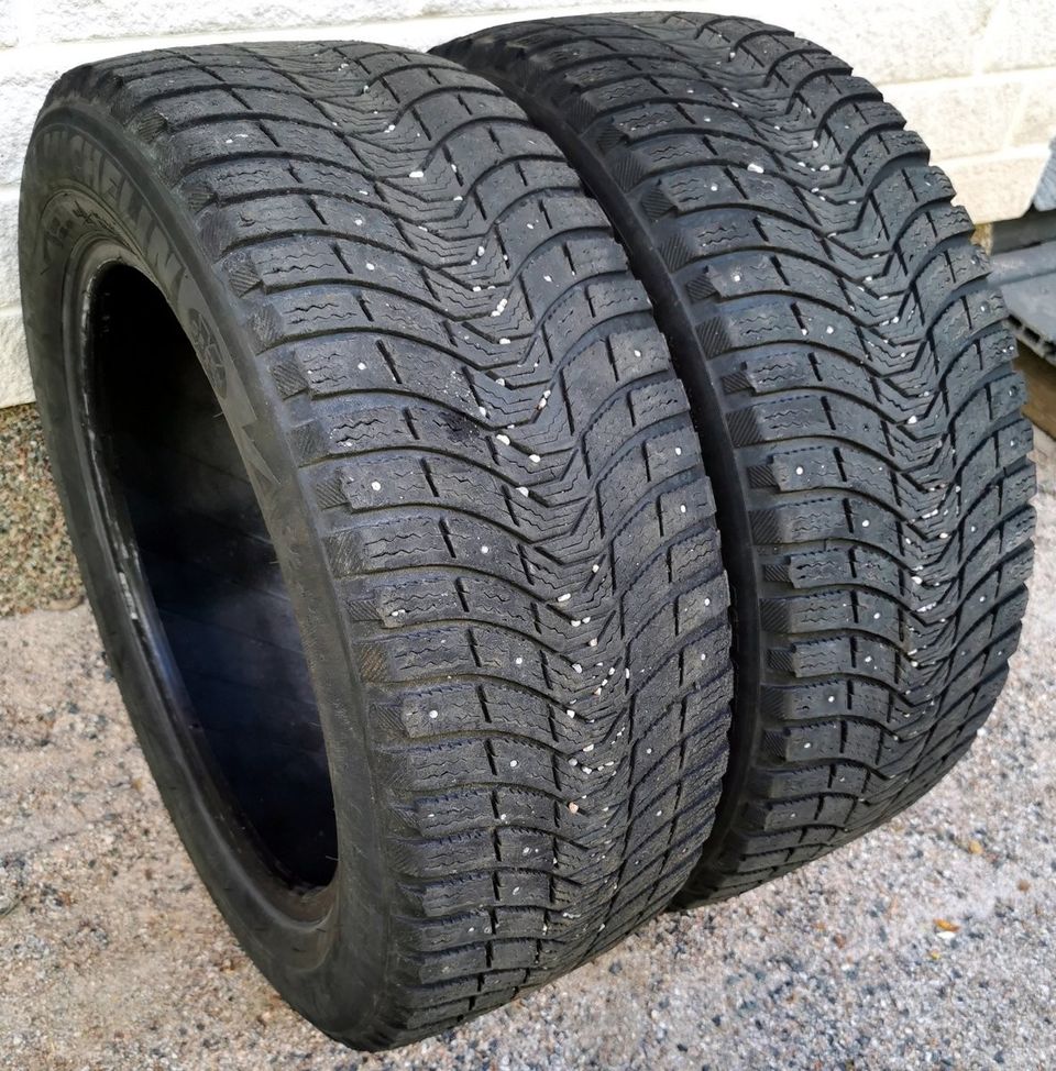 Michelin 225/55 R 17, 5 mm pintaa, 2 kpl