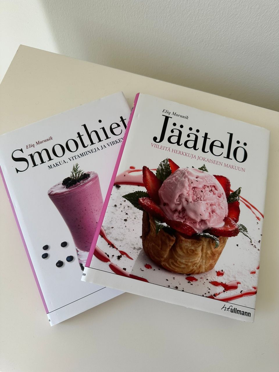 Keittokirjoja: Smoothiet ja Jäätelö, 2 kpl