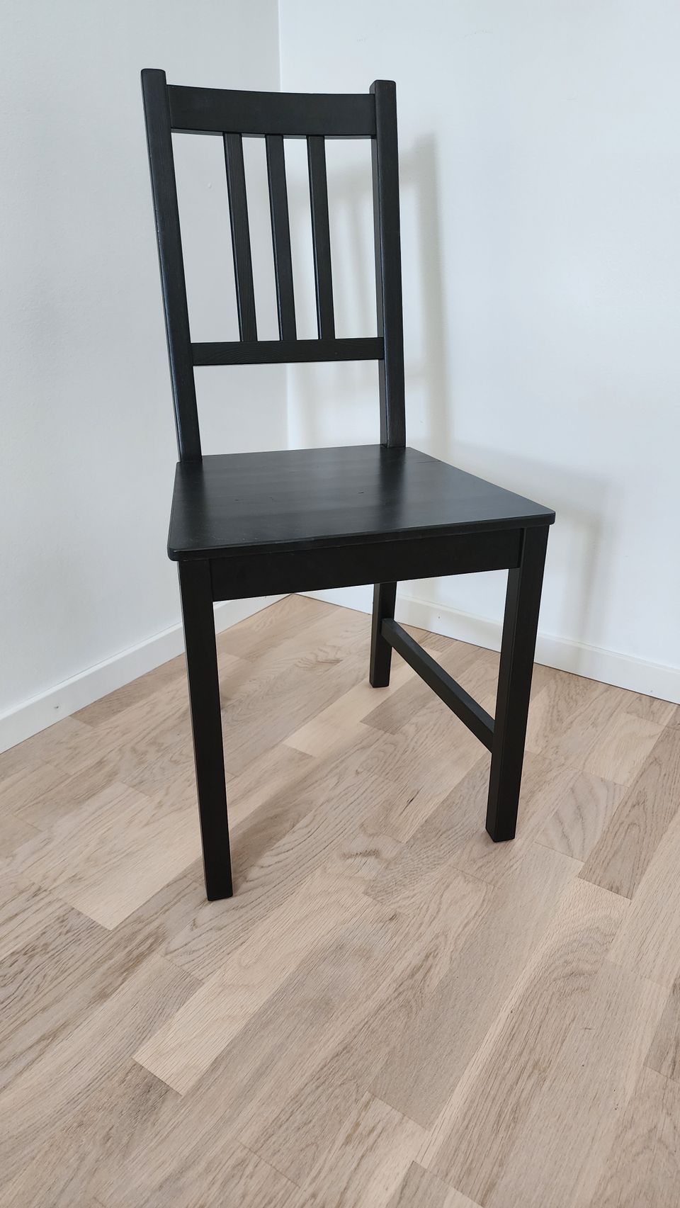 Ikea Stefan tuolit