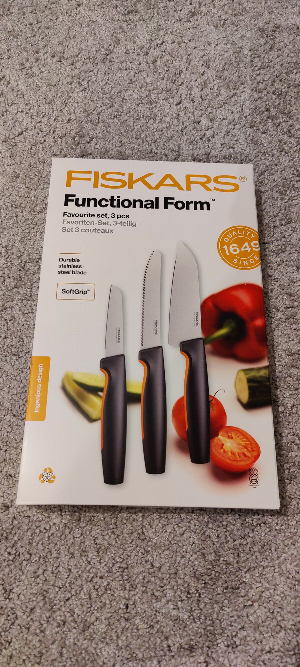 Fiskars Functional Form -veitsisetti, hedelmille ja vihanneksille