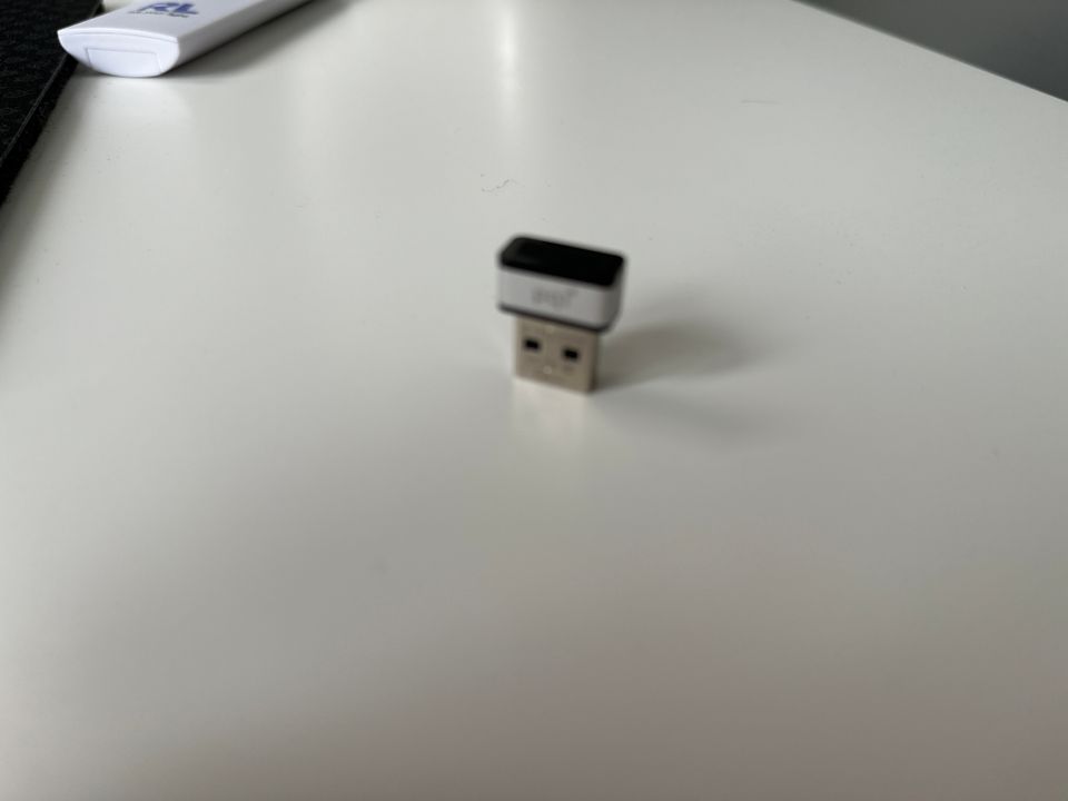 PQI sormenjälkilukija USB-porttiin