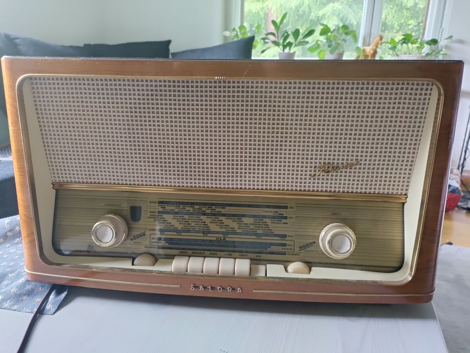 Radio