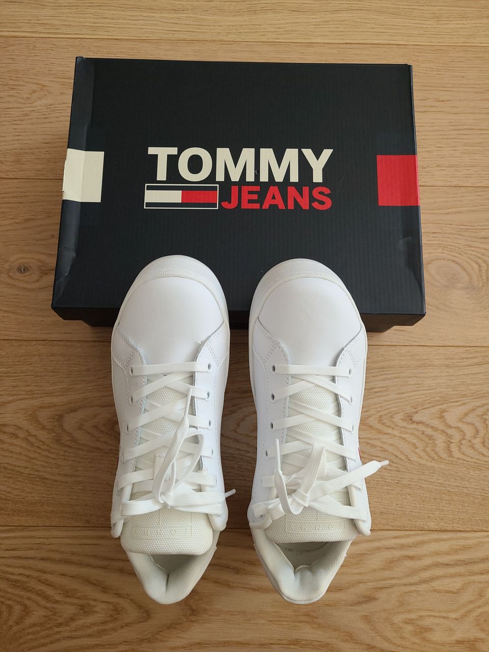Tommy Jeans tennarit