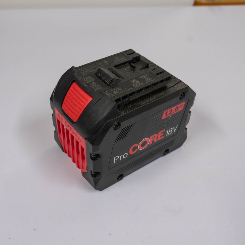 Bosch ProCORE18V 12 Ah