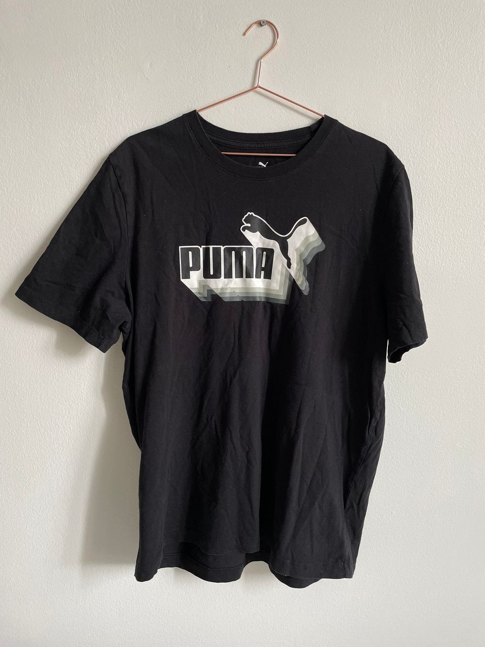 Puma T-paita, koko XL.