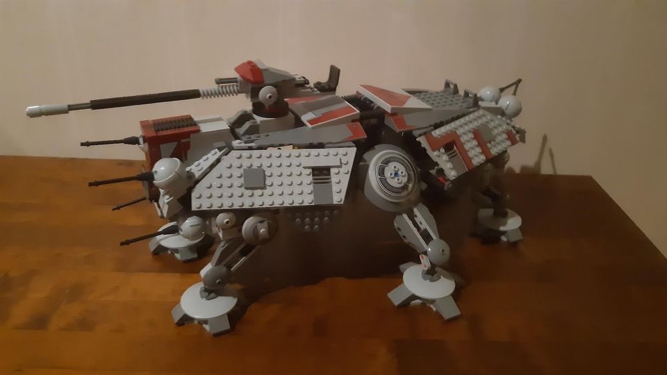 LEGO Star Wars 7675 AT-TE Walker