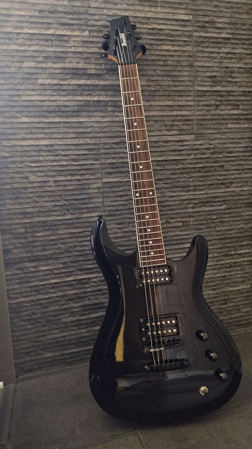 Ibanez Gio GSZ 120