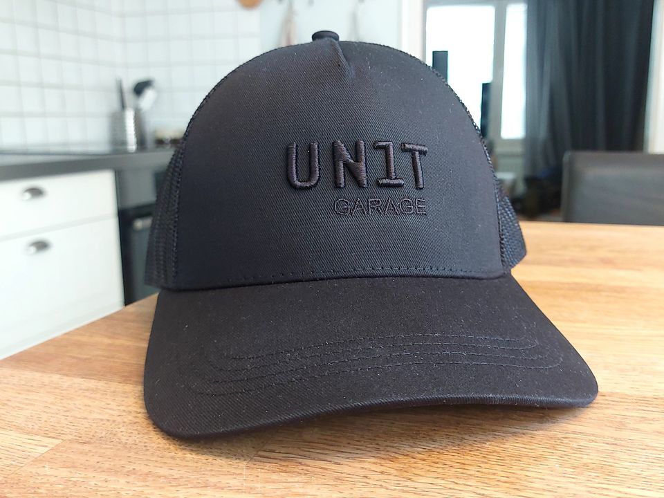Unit Garage Lippalakki / Trucker cap