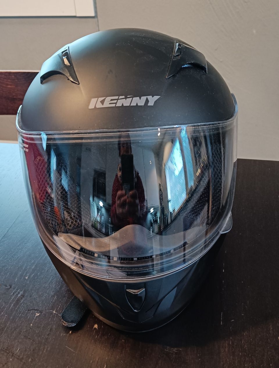 Lasten musta moottoripyörän kypärä Kenny Targa 50-51 cm
