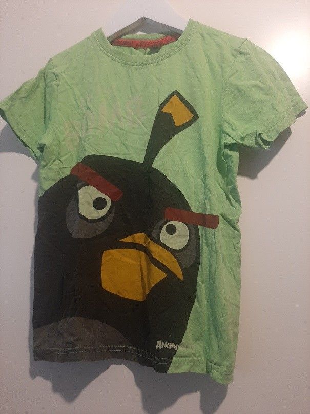 Angry birds t-paita