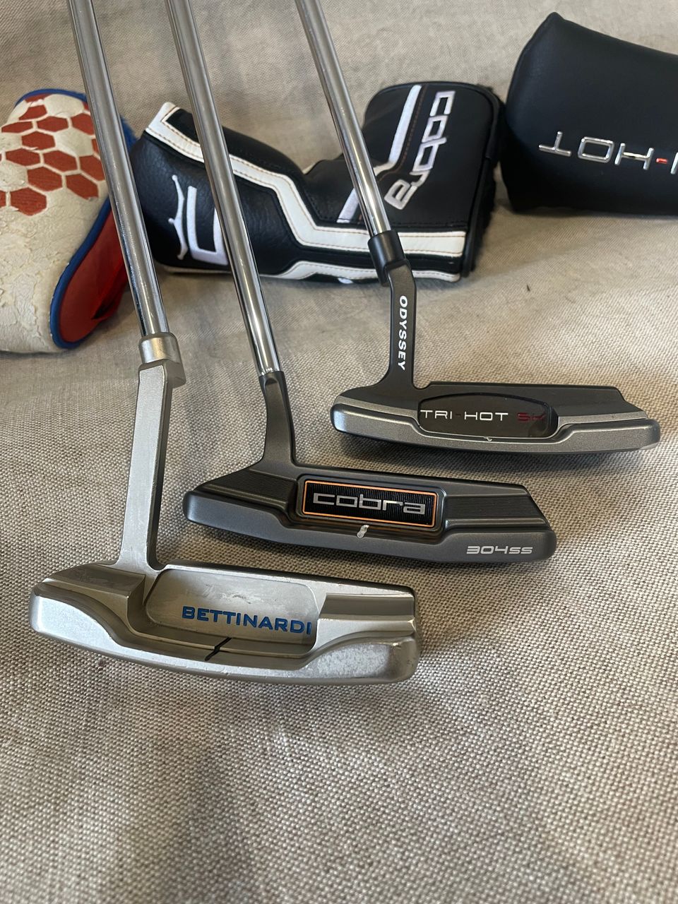 3 bleidi putteria, Bettinardi, Cobra, Odyssey