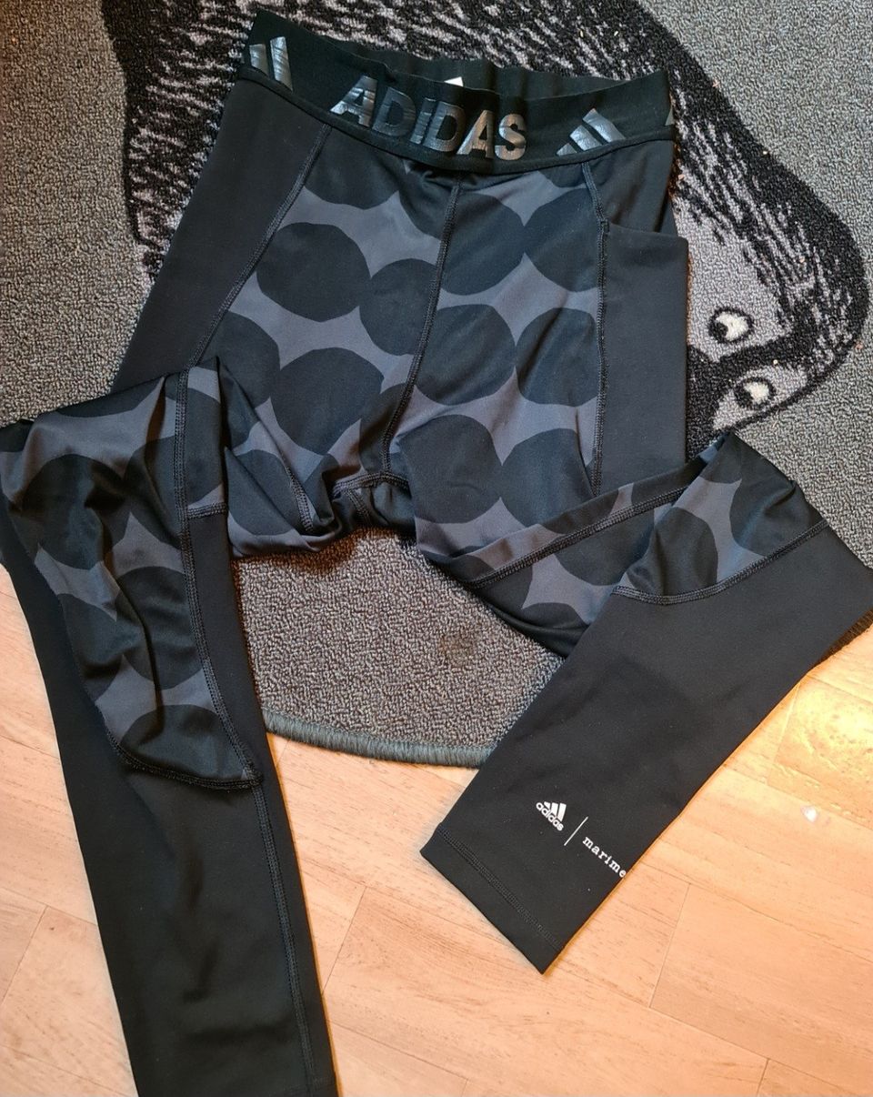 Marimekko x adidas trikoot, xs