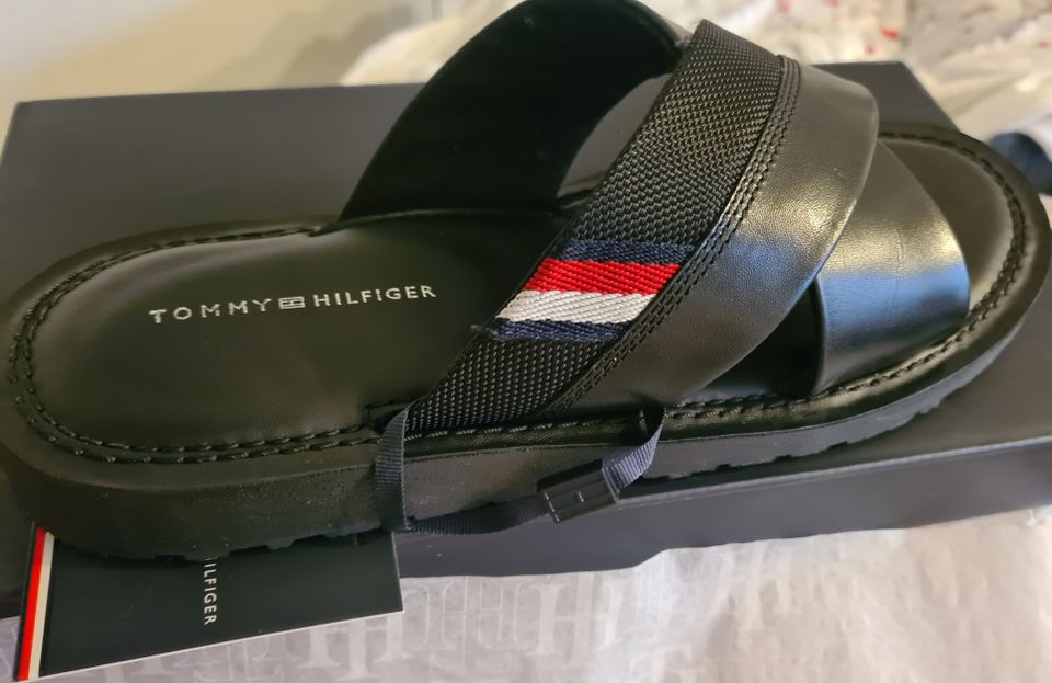 Tommy Hilfiger sandal UUSI!