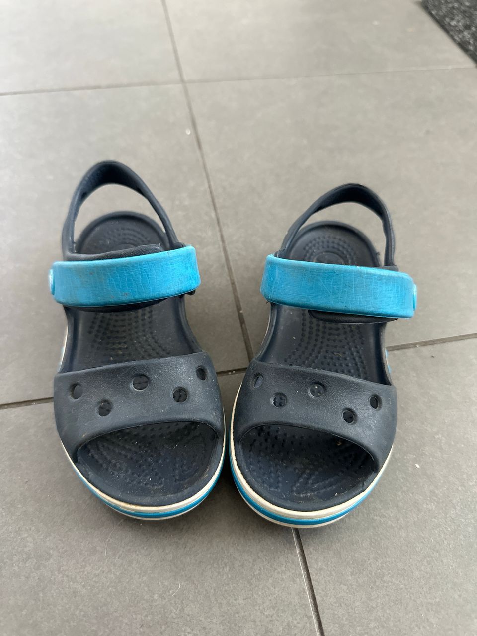 Crocs sandaalit, 25-26 (C9)