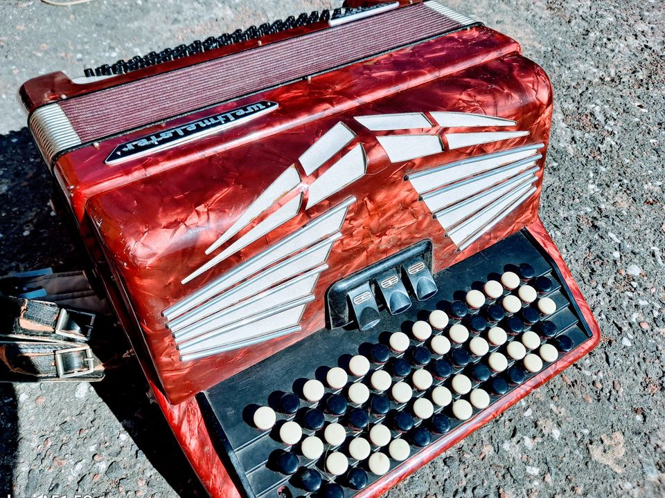 Weltmeister Accordion/Harmonikka.